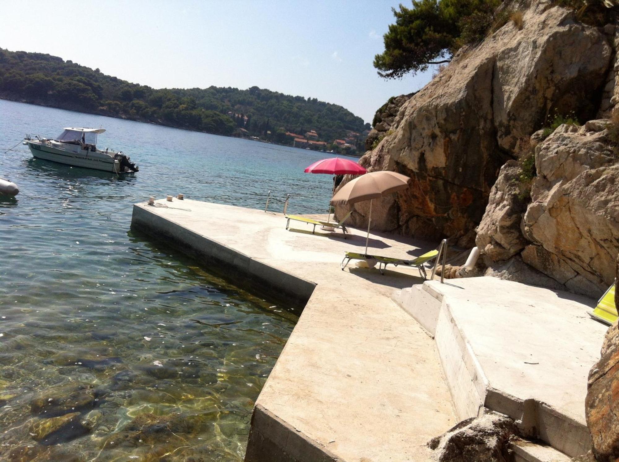 Beach House On The Cliff 자톤 객실 사진