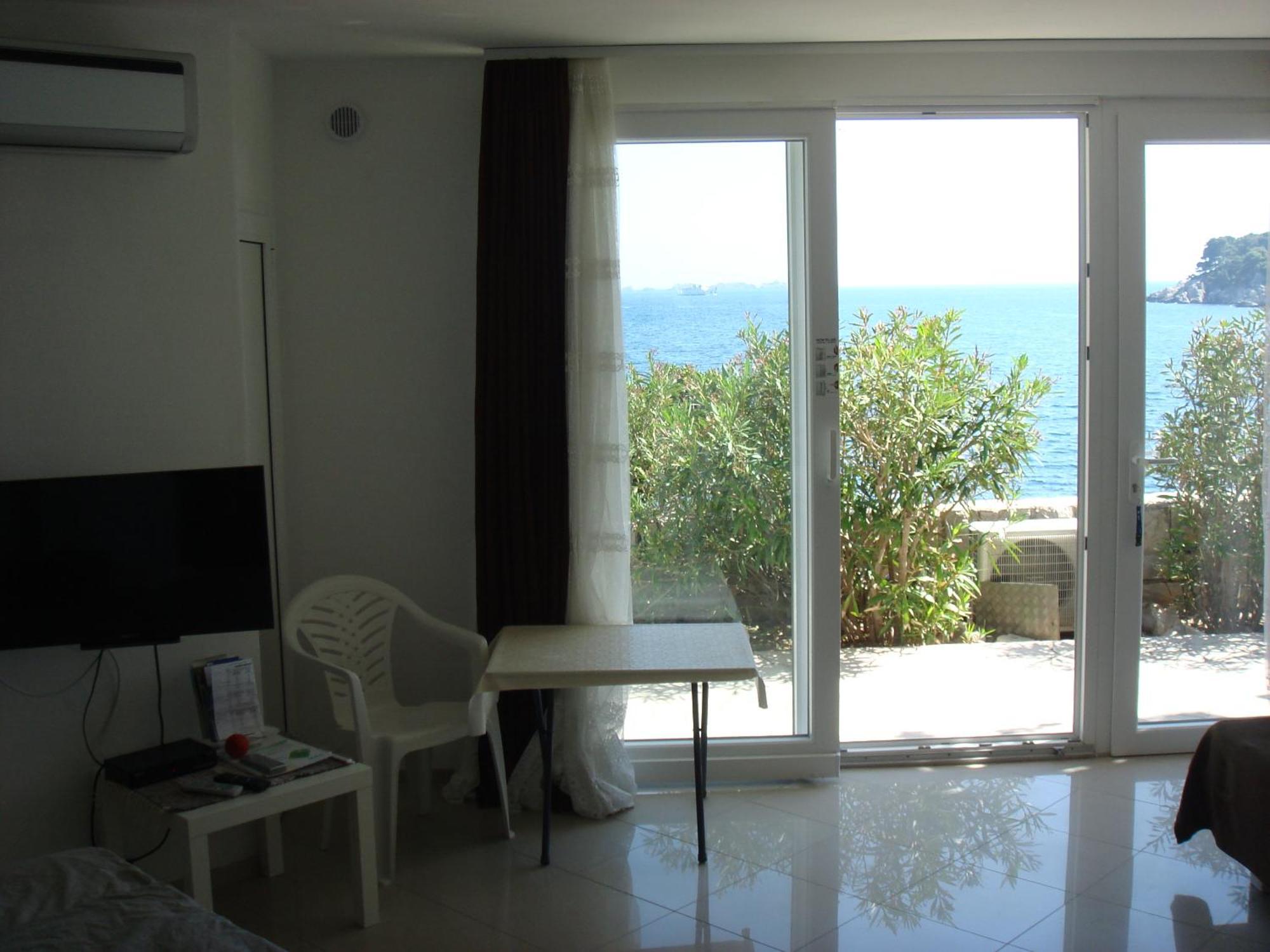 Beach House On The Cliff 자톤 외부 사진