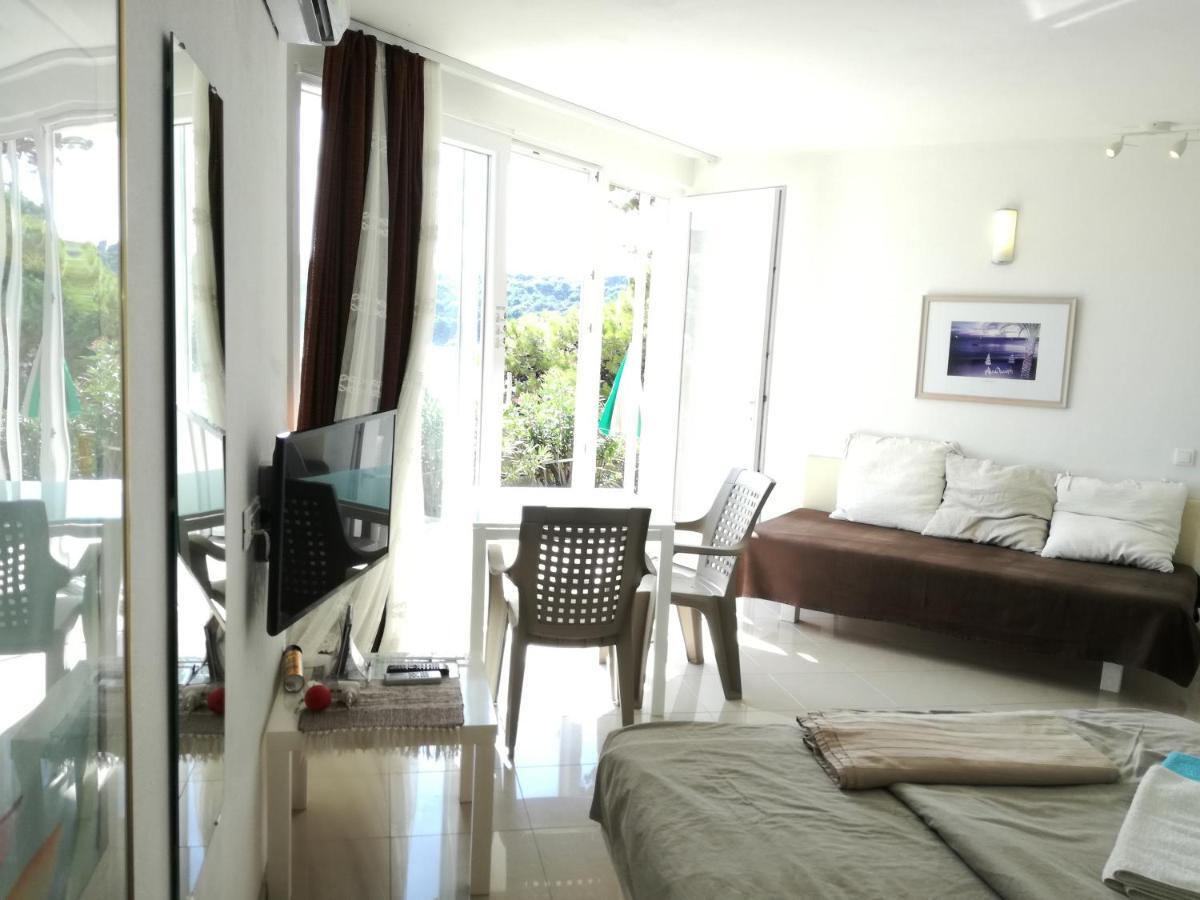 Beach House On The Cliff 자톤 외부 사진